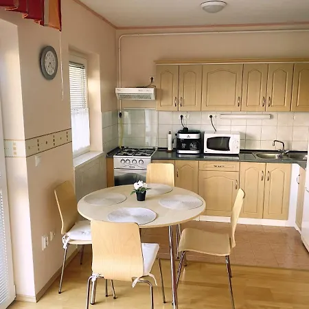 Estella Apartman